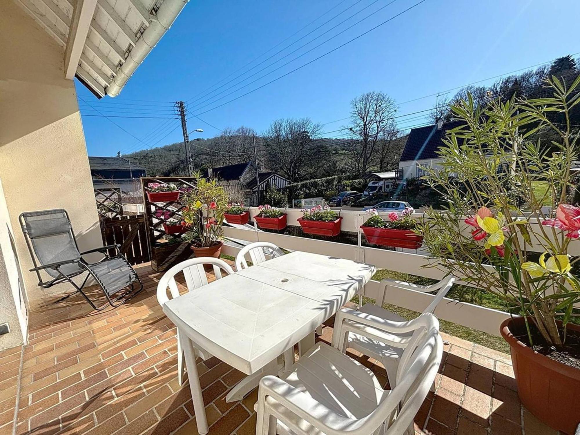 Apartment Confortable Proche Du Port Guillaume Pour 4 Avec Animaux Admis - Fr-1-465-125
